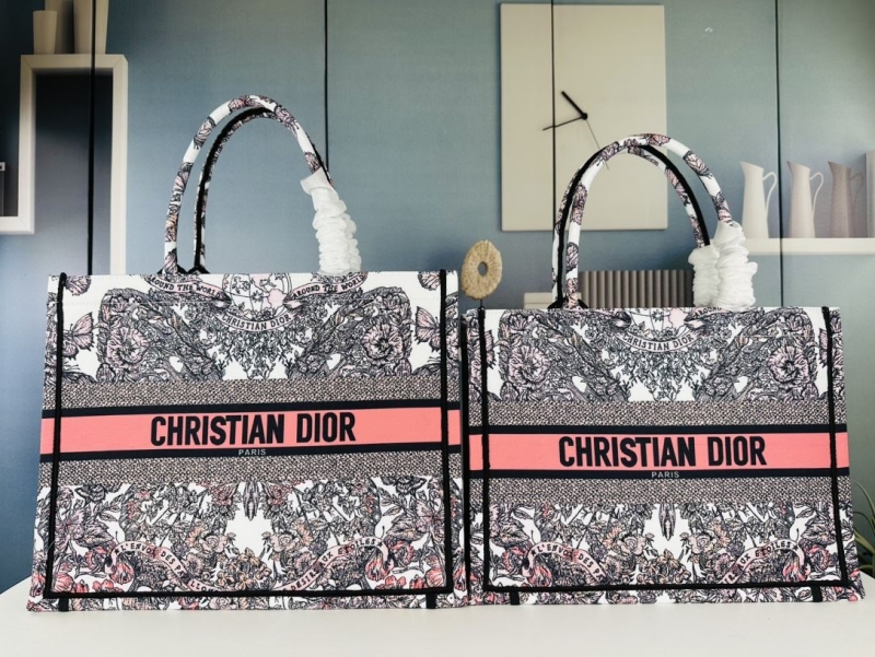 Dior Shopping Bags